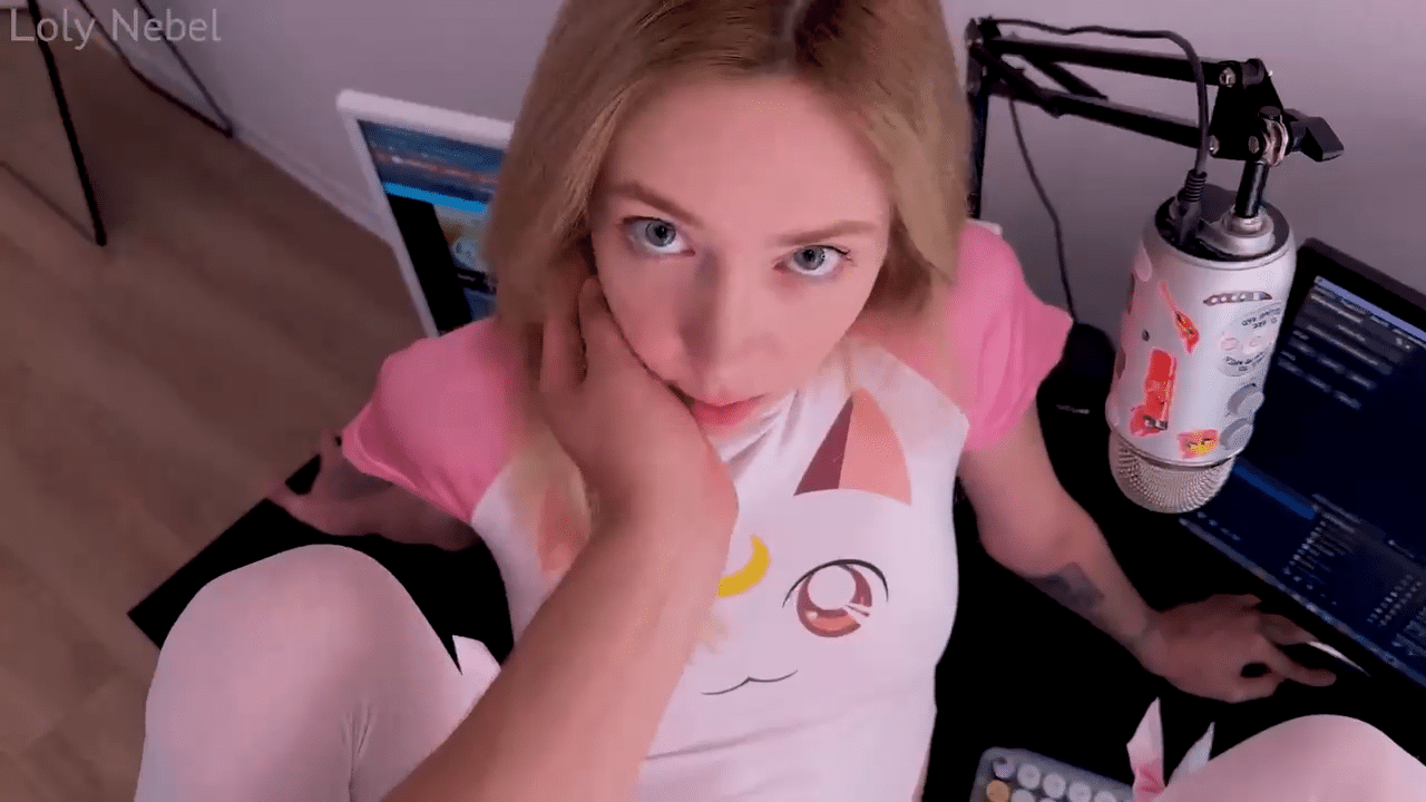 Loly Nebel Sister Is Engaged In Webcam